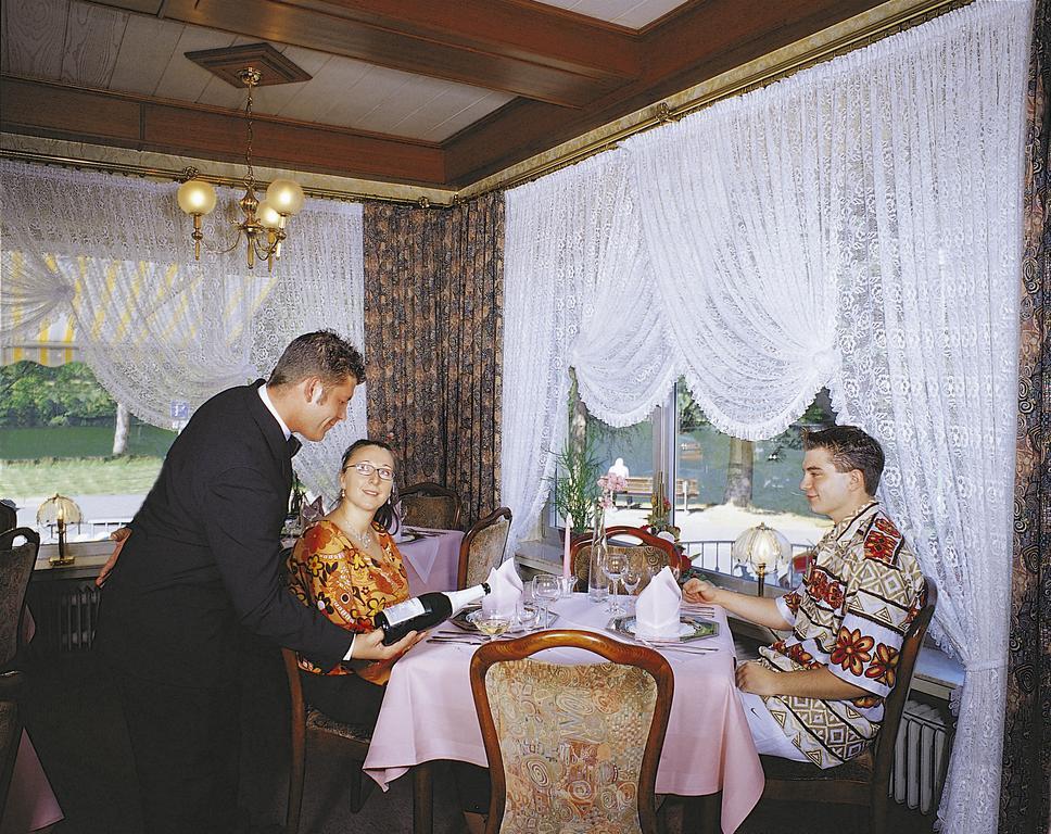 Hotel Seemoewe ซิมเมอร์อาท ภายนอก รูปภาพ